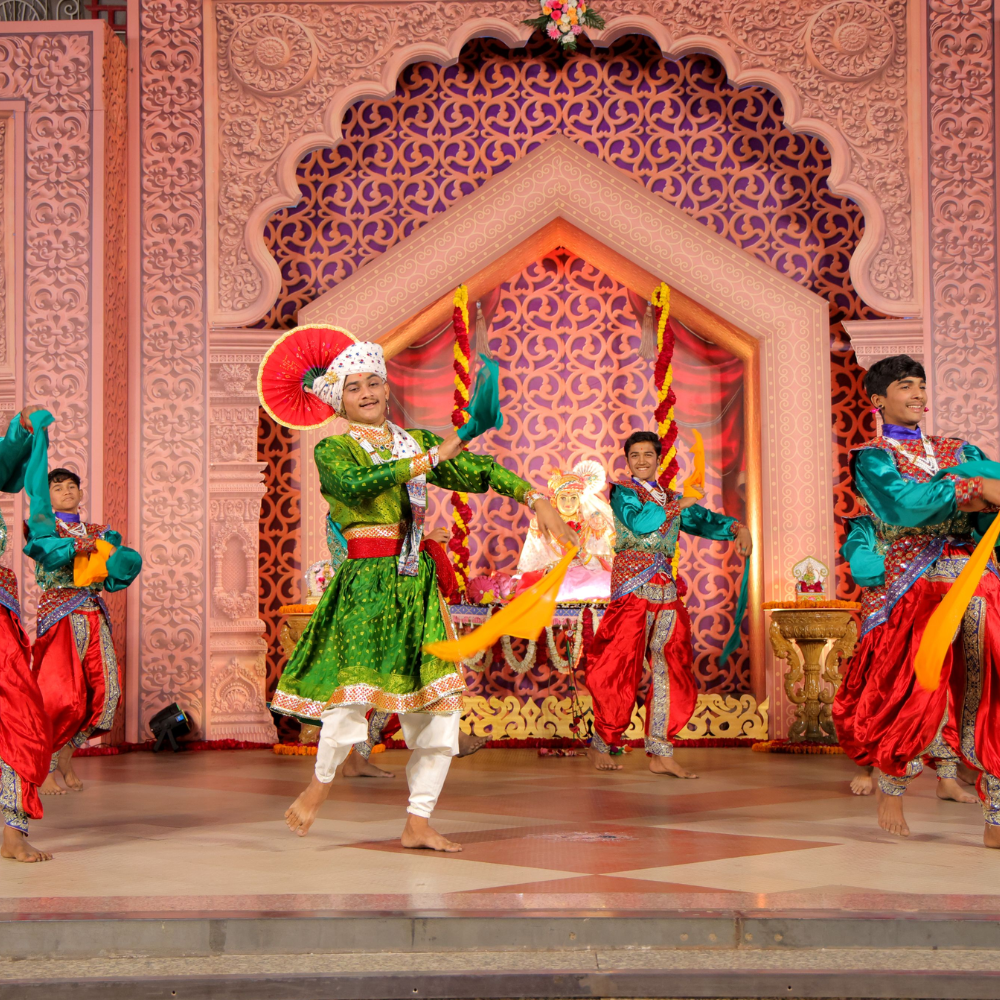 Shree Hari Pragyotsav in Rajkot at Swaminrayan Gurukul Temple