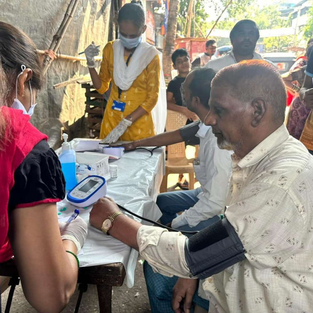 Rajkot Heart Check-up Camp 350+ Patients Screened, 108 Receive Free Medical Devices