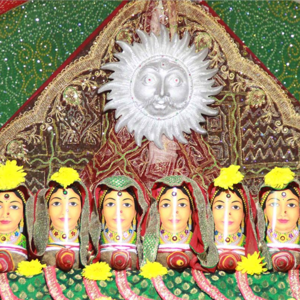 Rajkot Celebrates Faith with the 108 Randal Lota Mahotsav at Annapurneshwar Mahadev Temple